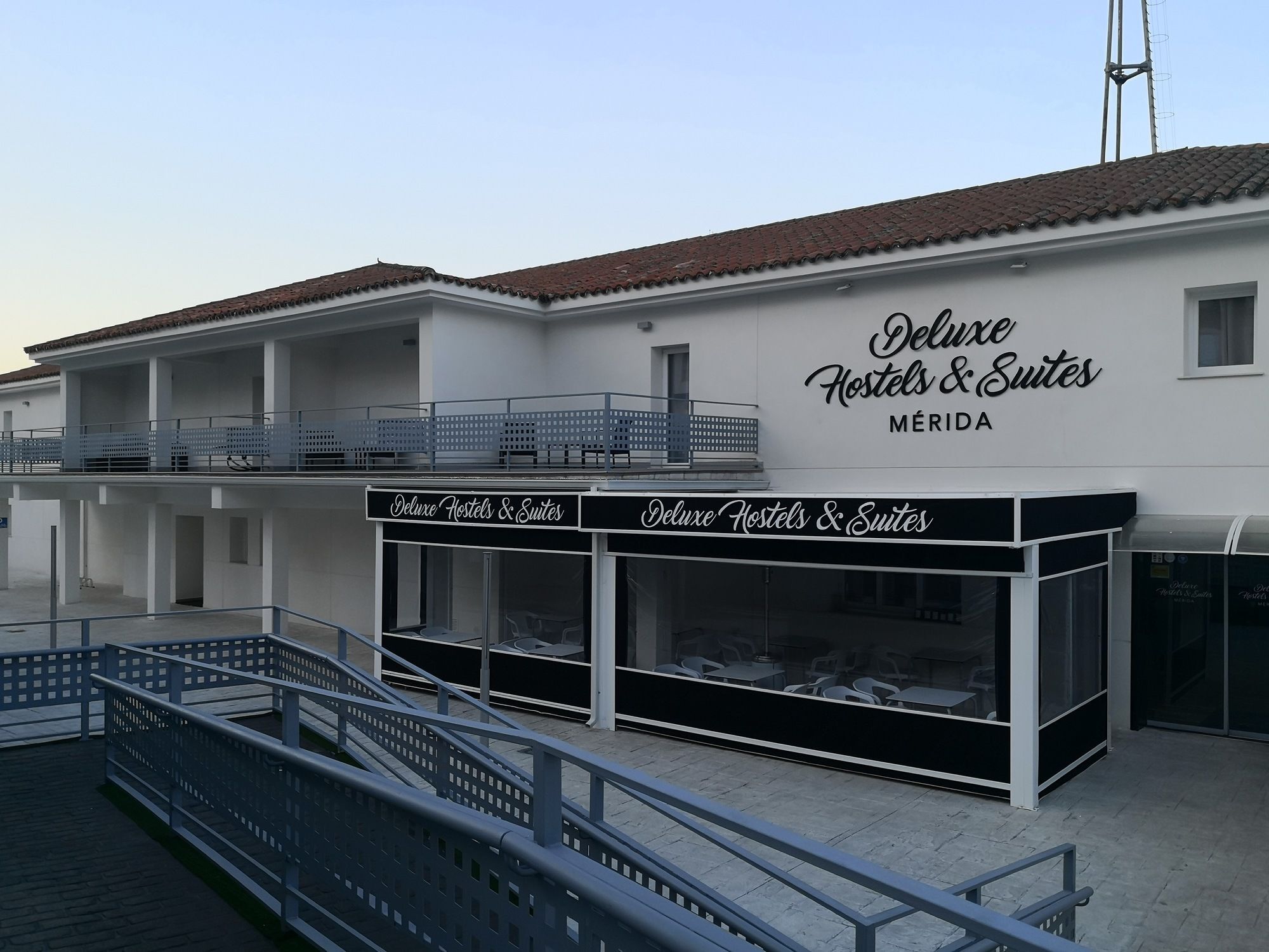 Deluxe Hostels & Suites เมรีดา ภายนอก รูปภาพ